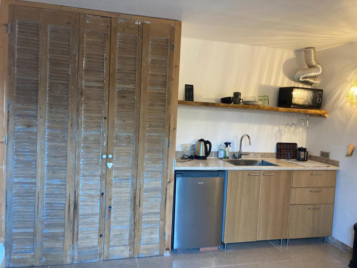 Castel'Lodge Le Beausset Extérieur photo