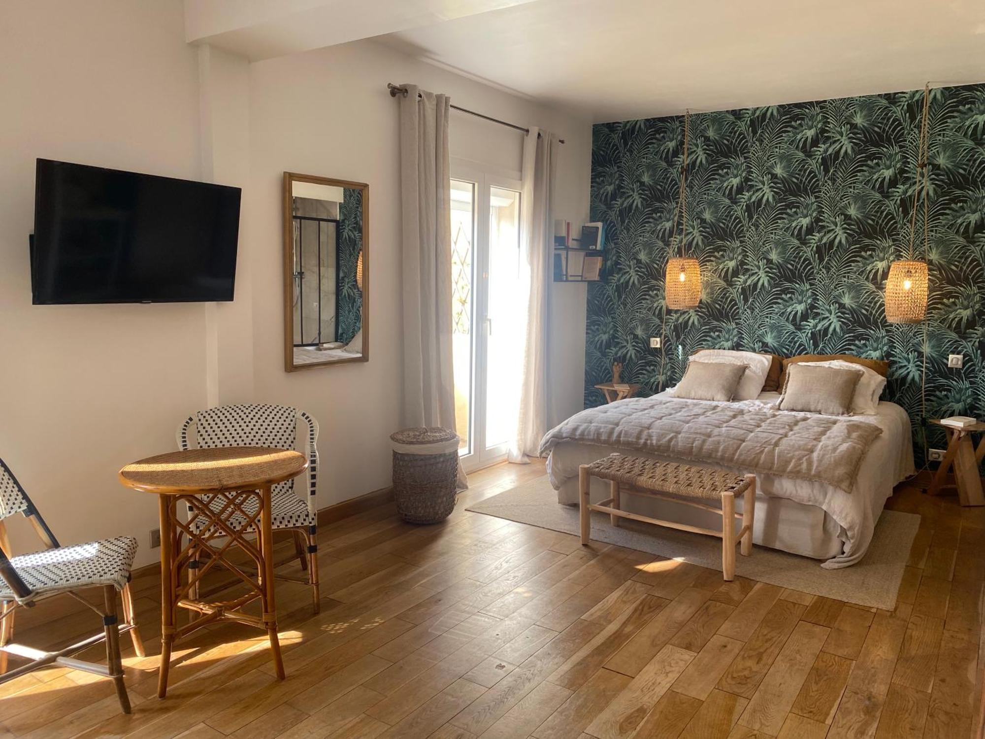 Castel'Lodge Le Beausset Extérieur photo