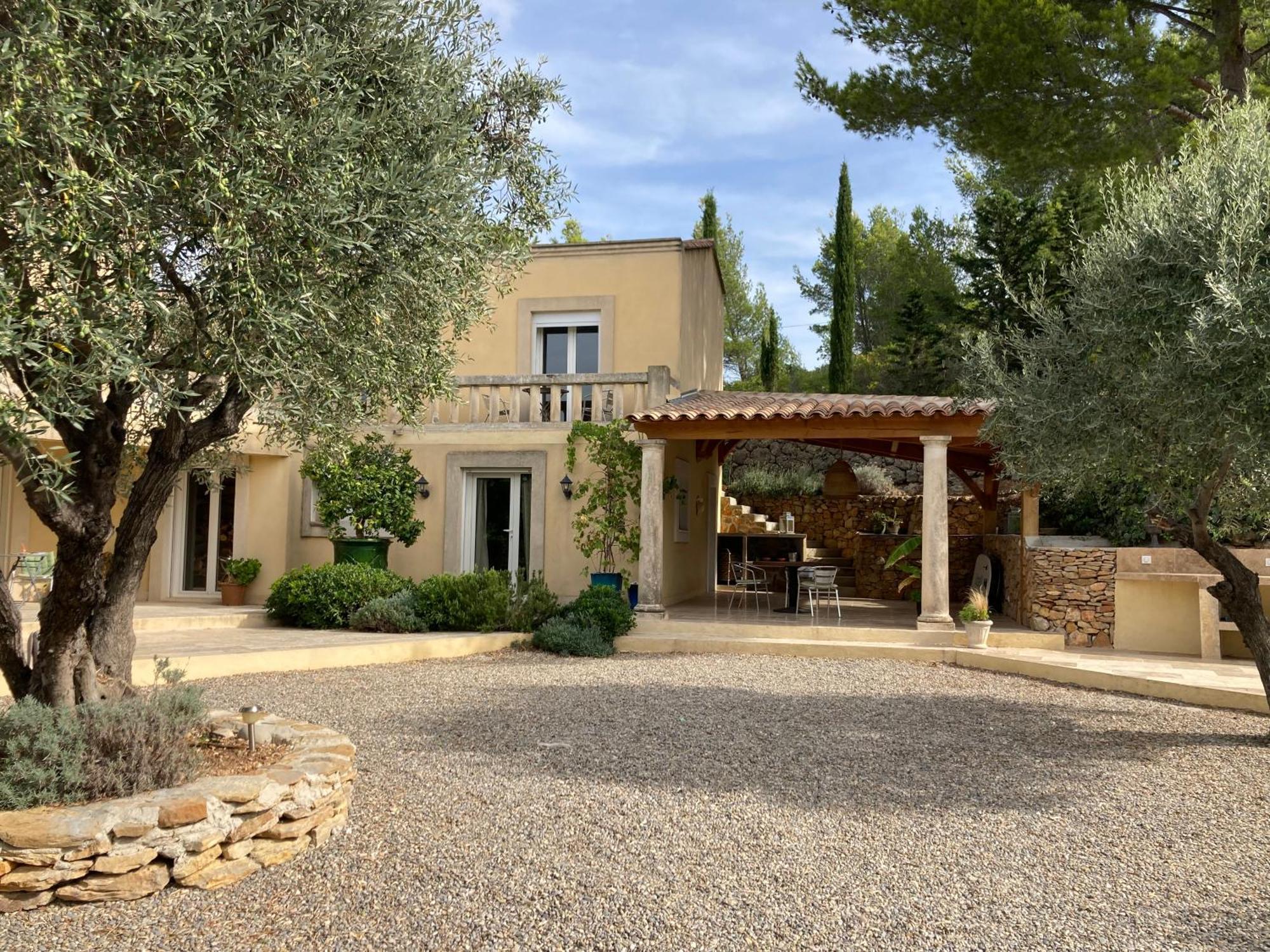 Castel'Lodge Le Beausset Extérieur photo